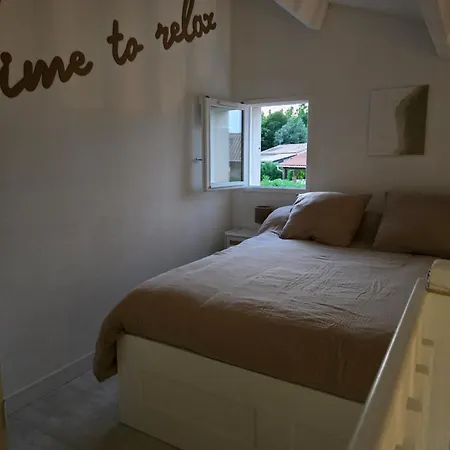 Maison Entierement Restauree Et Meublee A Neuf * Saint-Cyprien (Pyrenees-Orientales)