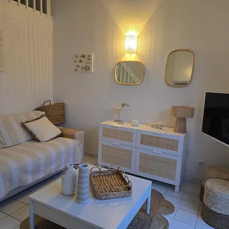 Maison Entierement Restauree Et Meublee A Neuf Дом отдыха