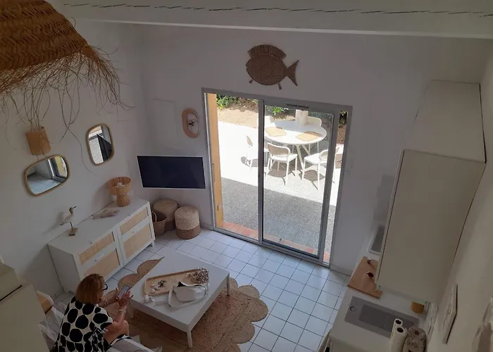 Сasa de vacaciones Maison Entièrement Restaurée Et Meublée à Neuf Saint-Cyprien (Pyrenees-Orientales)